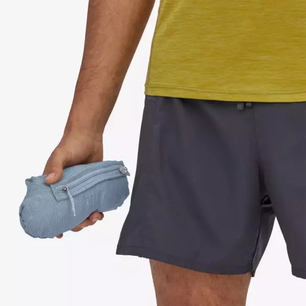 フーディニ・エア・ジャケット