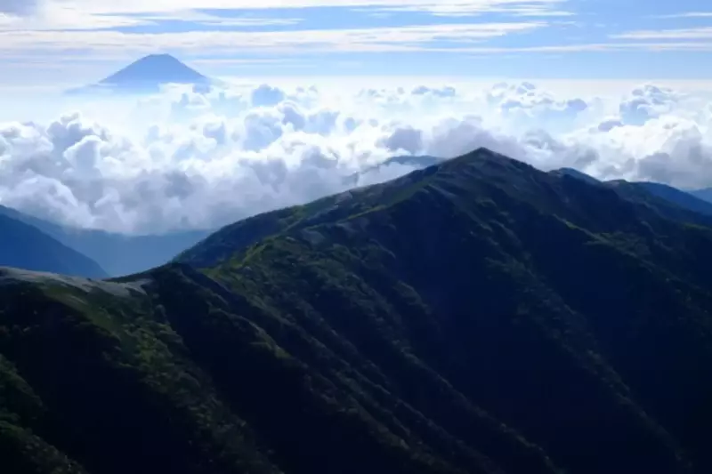 蝙蝠尾根と富士山
