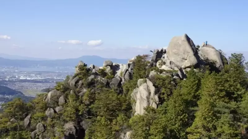 冬こそご当地アルプス!絶景ポイント満載のおすすめ低山縦走ルート10選|登山レポート|レポート|山のコト|登山・トレラン・山スキーマガジン「山旅旅」