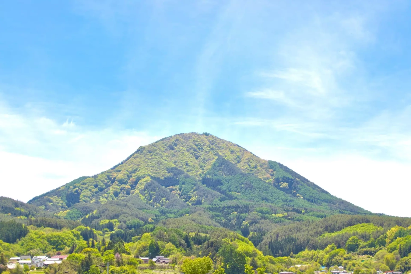 【初心者にもおススメ日帰り登山】”岳の幟”雨乞い信仰の夫神岳難易度別ルートの紹介