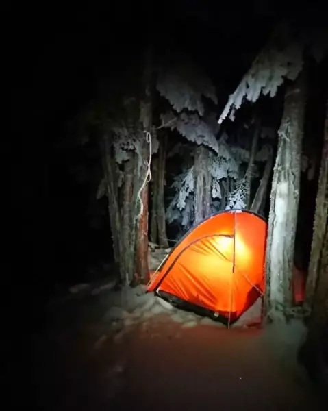 雪山のアライテント ライズ1