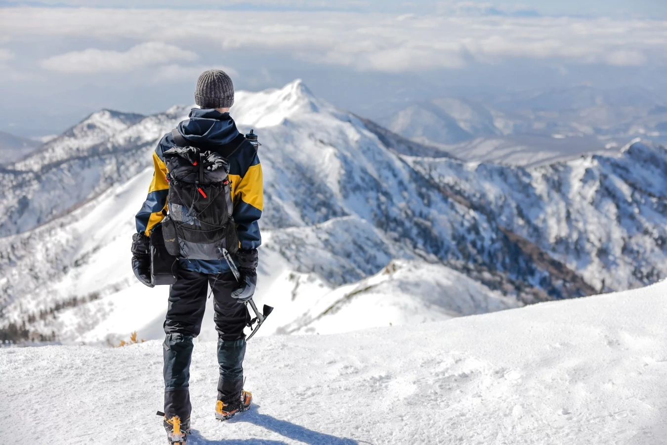 【25-26年】冬山登山&BC用ザック完全ガイド!全39モデルを軽量順に徹底比較!