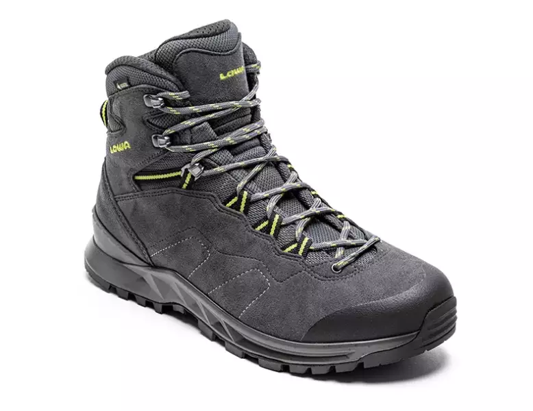 ハイカットの登山靴だけど軽快な登山が可能『ランドマーク GT』