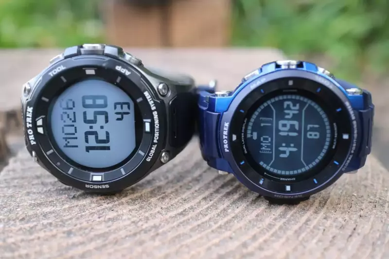 カシオのプロトレックスマートWSD-F30とF20