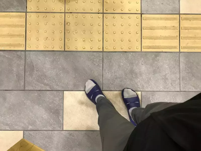 リカバリーサンダル ウーフォス