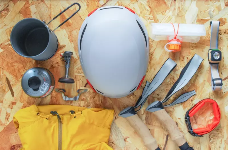 【2024年版】丈夫で安い!ハードシェルヘルメットのおすすめ5選!|ヘルメット|登山ギア|山のモノ|登山・トレラン・山スキーマガジン「山旅旅」