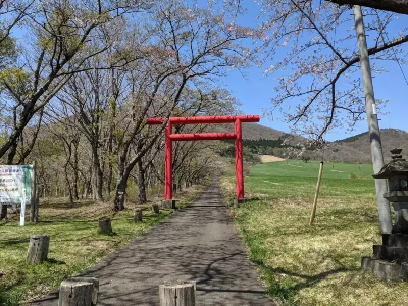 やくらいガーデン側登山口
薬莱山 登山