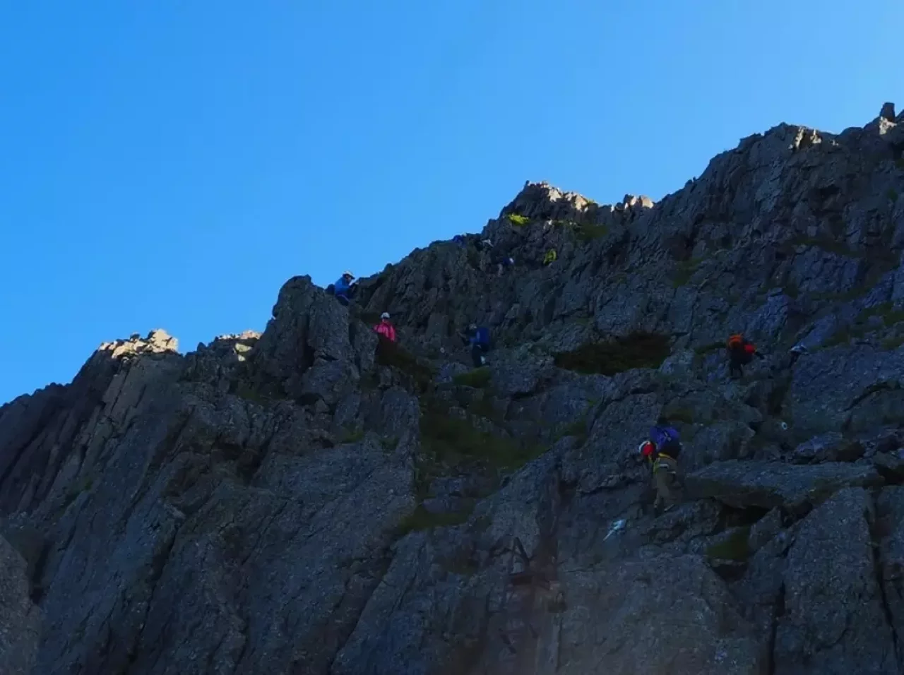 鎖場や梯子がしっかり整備