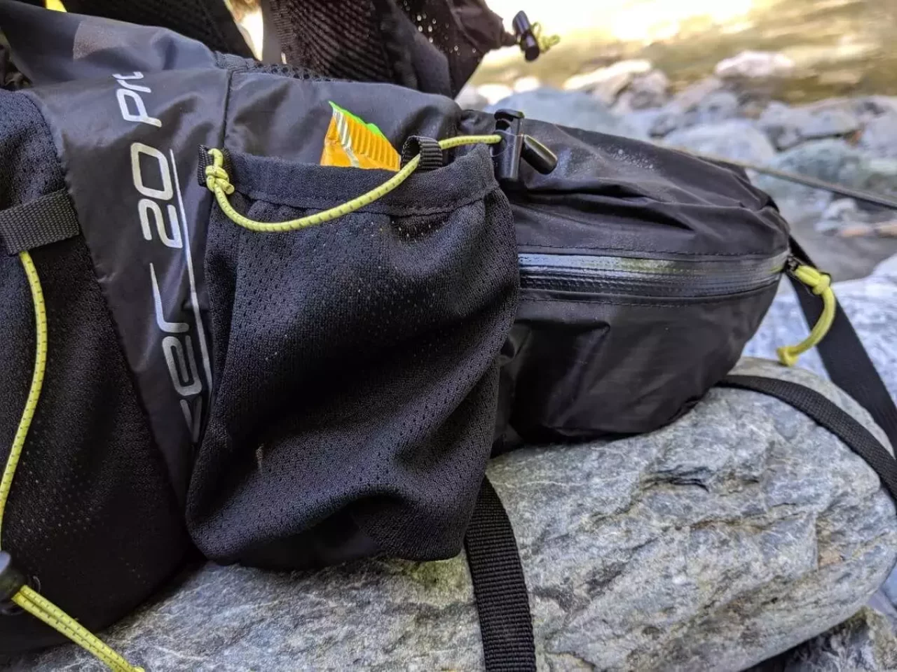 テラノバ レーサー20プロのウエストベルトポケット