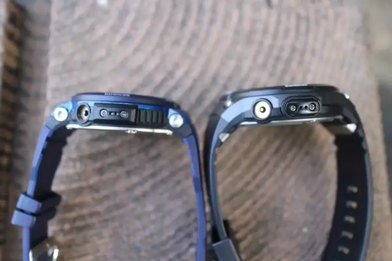 カシオのプロトレックスマートWSD-F30とF20