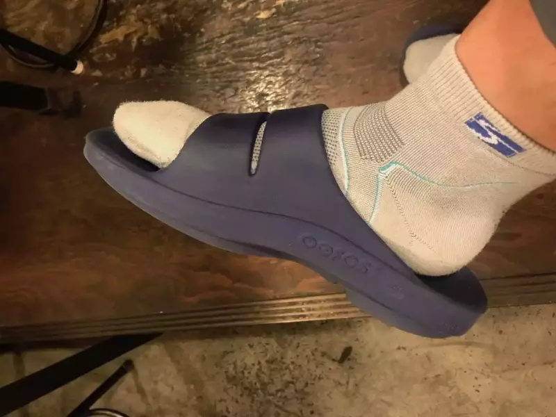 リカバリーサンダル ウーフォス