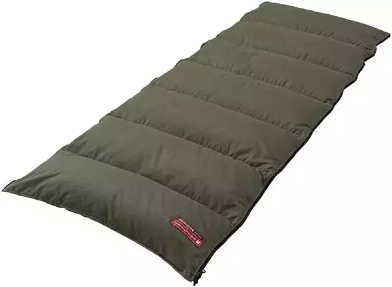 冬のキャンプにおすすめグッズ ミズノの新寝袋