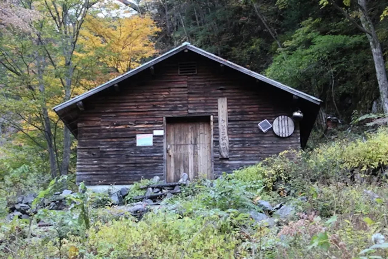 ウソッコ沢小屋