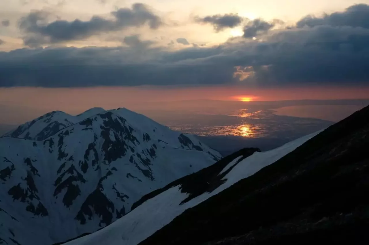 剱岳からの夕日