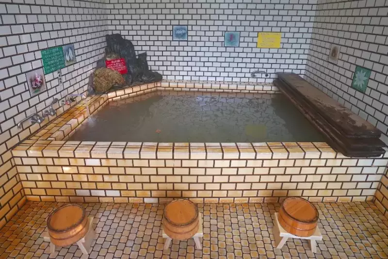 温泉小屋
登山 温泉