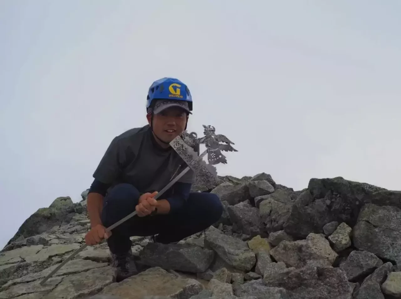 奥穂高岳からジャンダルムをピストン