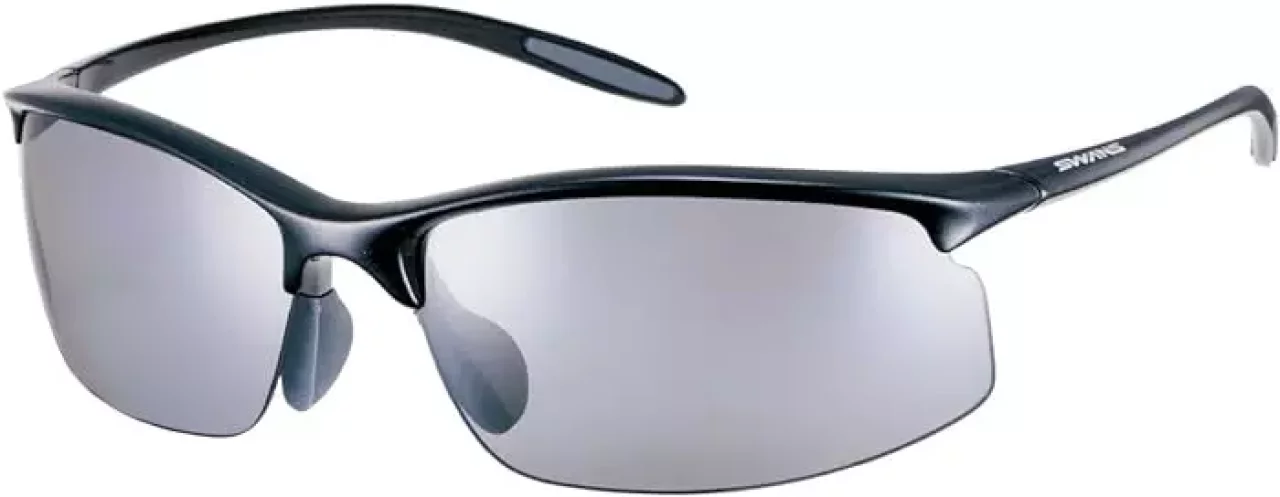 紹介するサングラスで最も軽量な17gで登山が快適なサングラス-SWANSのエアレスムーブ