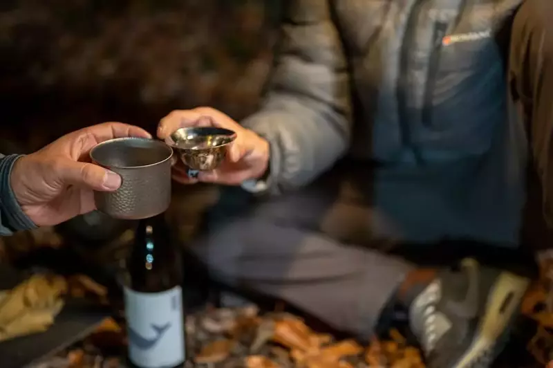 山で飲むお酒が更に贅沢な時間に『エバニューGubiGubi』