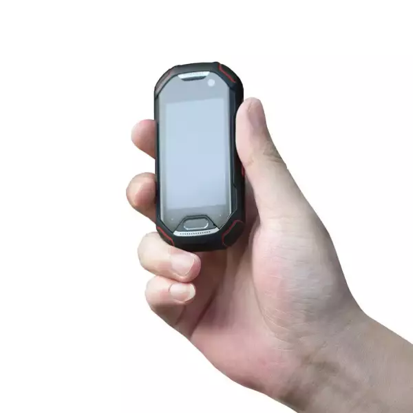 108グラム軽量スマホ「Unihertz Atom」