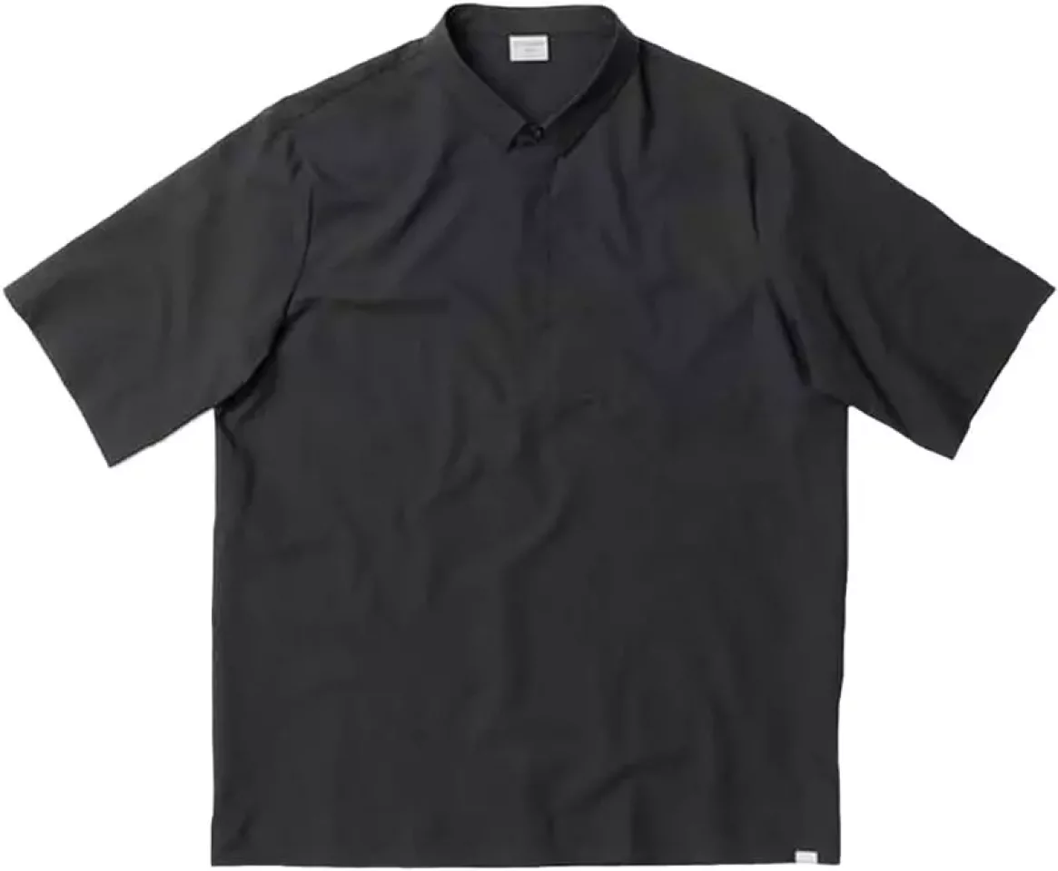 プルオーバーシャツで快適な登山ができる『HOUDINIコスモシャツ』