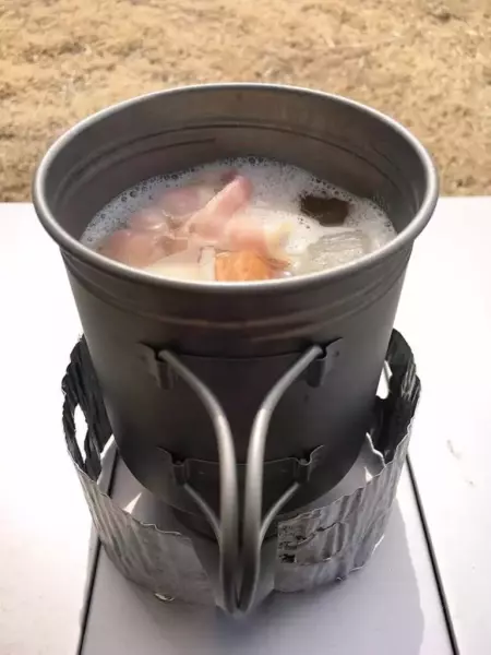 チタニウムボット700で調理