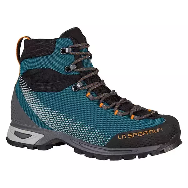 ライトな登山から活用できる登山靴『トランゴTRK GTX』