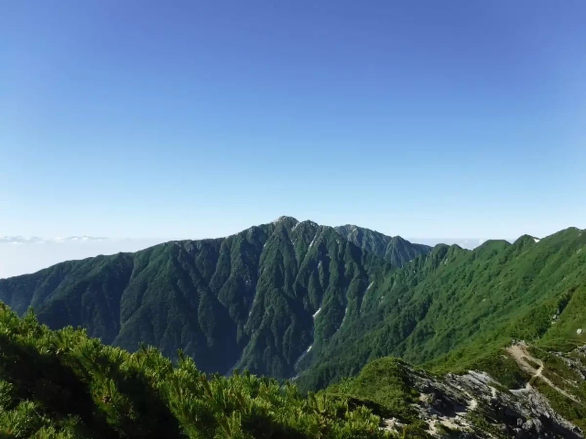 雄大な中央アルプス第二の高峰-空木岳の初心者向けから中級者向けの難易度別登山コース紹介