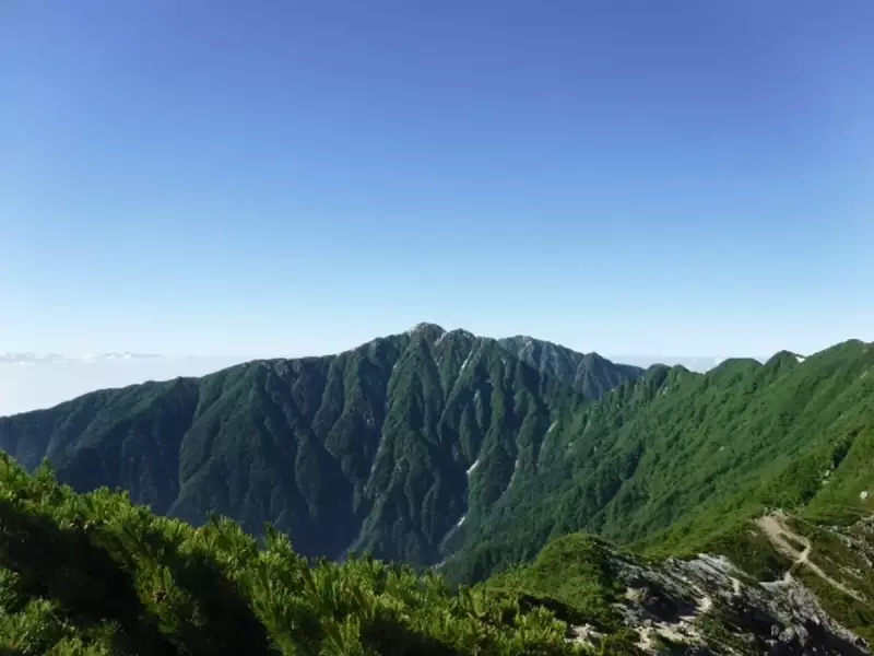 雄大な中央アルプス第二の高峰-空木岳の初心者向けから中級者向けの難易度別登山コース紹介|ルート紹介から探す|登山・トレラン・山スキーマガジン「山旅旅」
