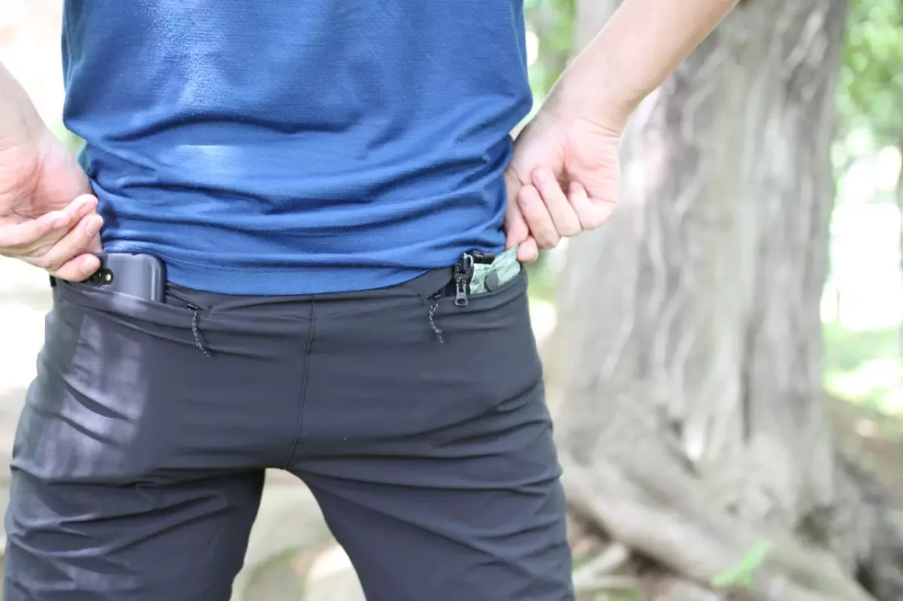 登山用パンツに求める5つの特徴-ポケットの数と場所