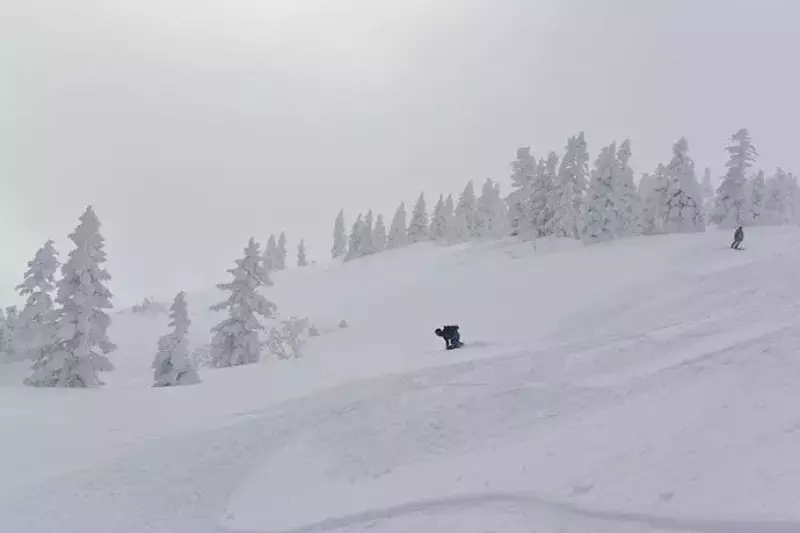 八甲田山荘からの山便り