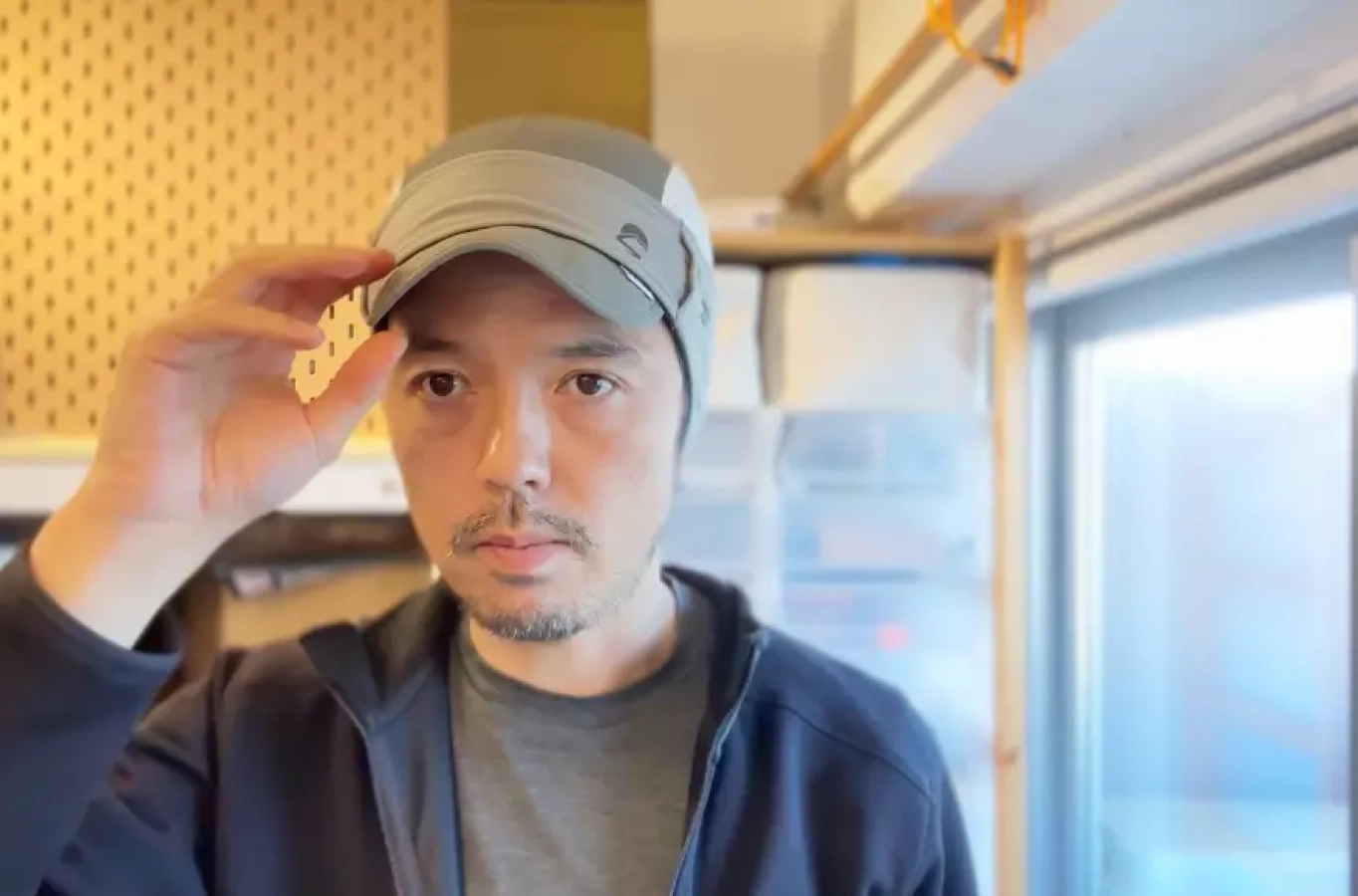 登山やキャンプで耳を温める!サンデーアフタヌーンズのサーマルイヤーバンド