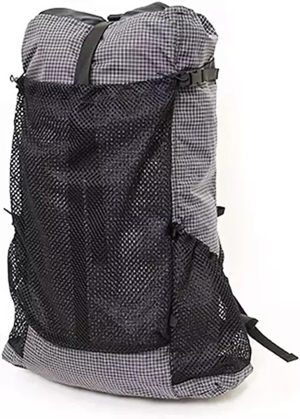 軽量装備用の30Lクラスのザック