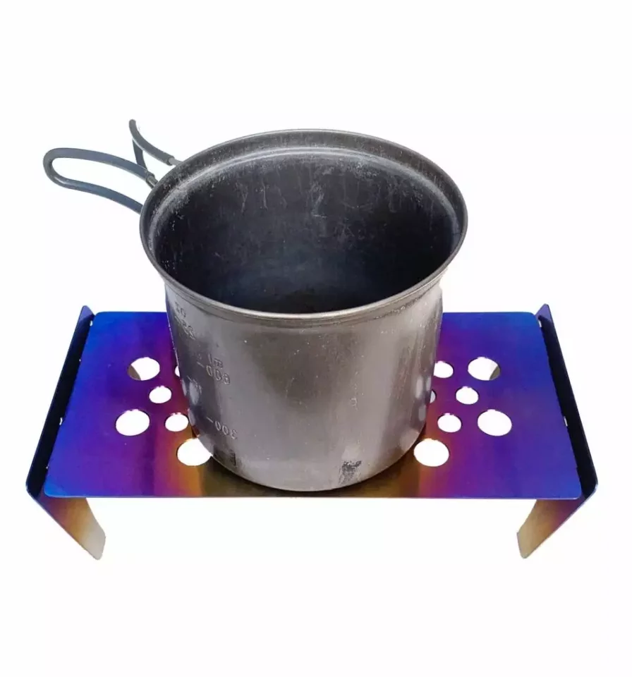 チタン製のコンパクトテーブル