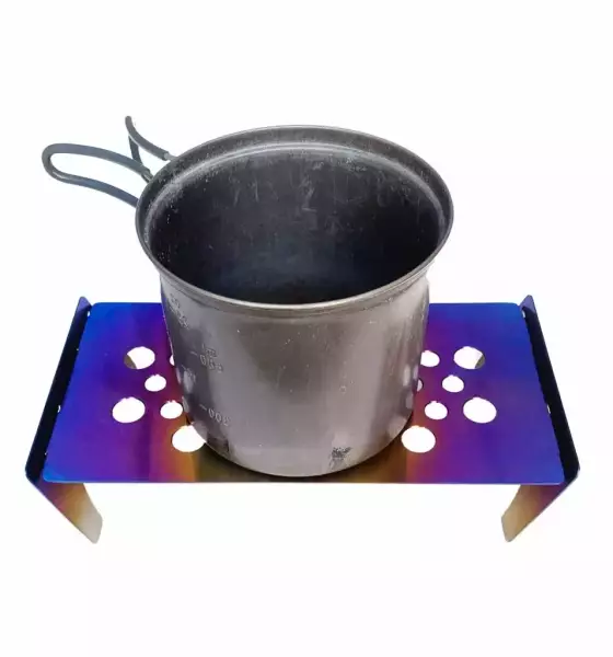 チタン製のコンパクトテーブル