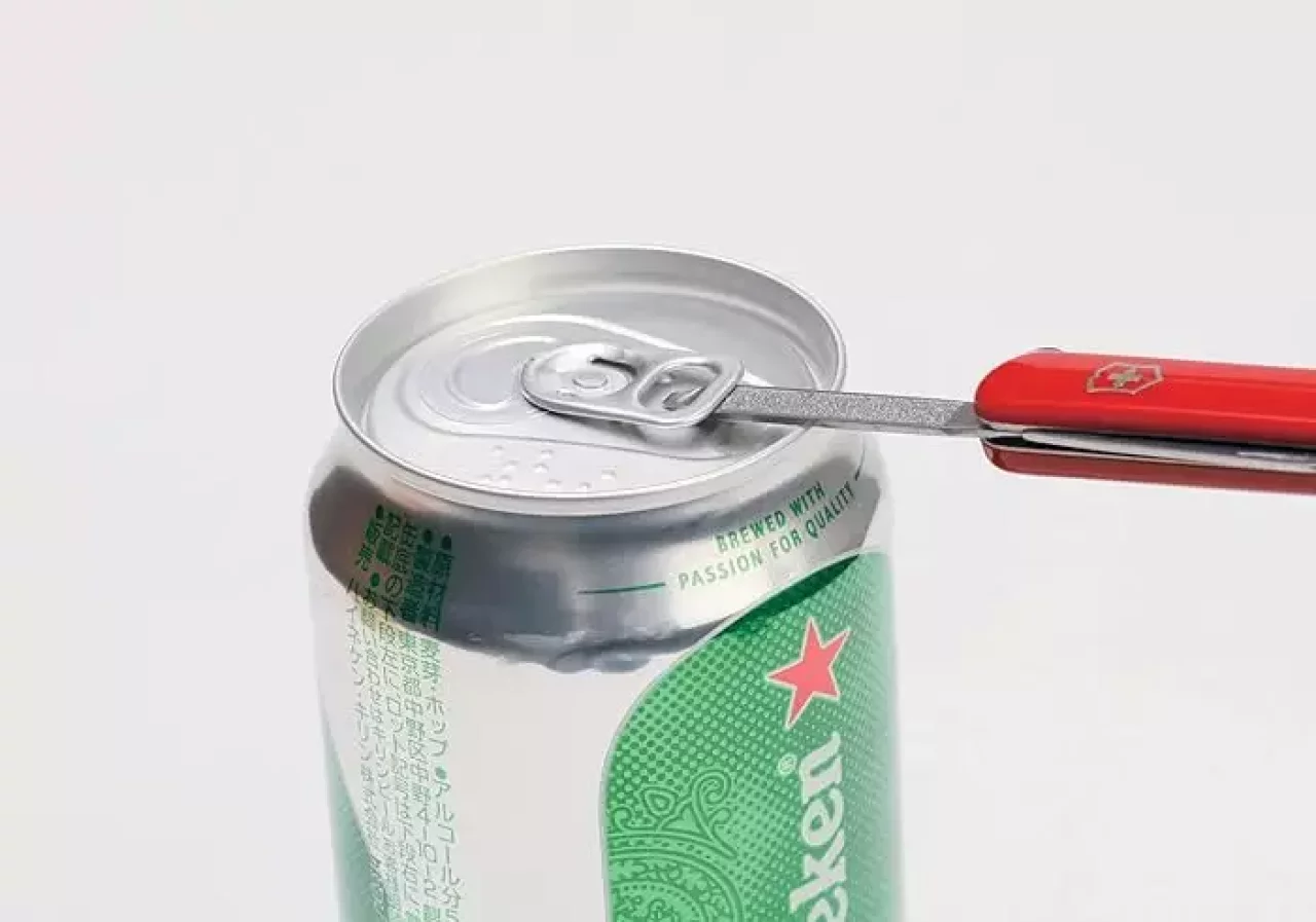 ビクトリノックス「クラシック SD」-ファーストエイドに最適なツール