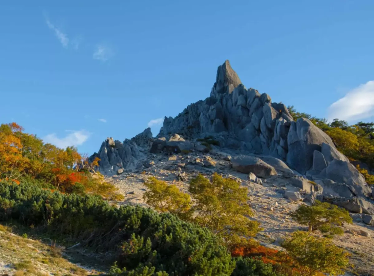 中央・南アルプスのおすすめ紅葉登山8選!紅葉時期と登山コース徹底解説