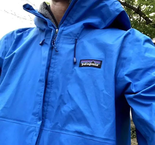 【レビュー】パタゴニア トレントシェル3L・ジャケット|ハードシェル|登山ウェア|山のモノ|登山・トレラン・山スキーマガジン「山旅旅」