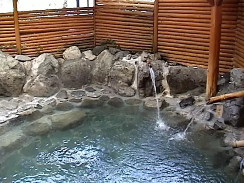 寸又峡温泉町営露天風呂 美女づくりの湯