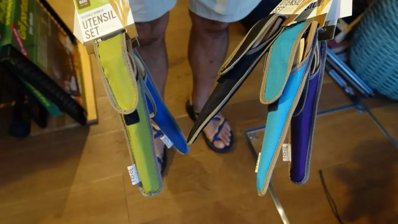 カラー豊富なトゥーゴーウェア カトラリーセット