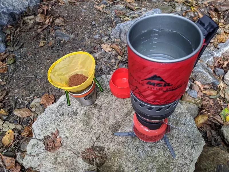 登山 食事