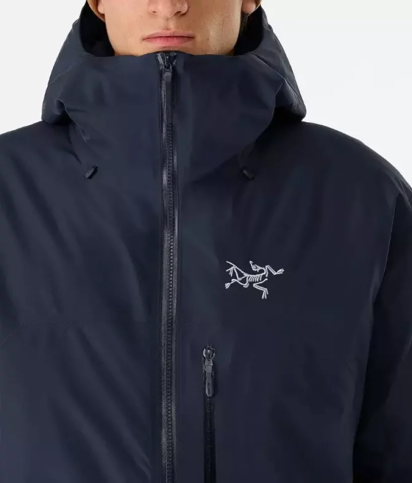 『アークテリクス ベータ インサレーテッド ジャケット』-ゴアテックスを用いたハイブリッドタイプの化繊ジャケット