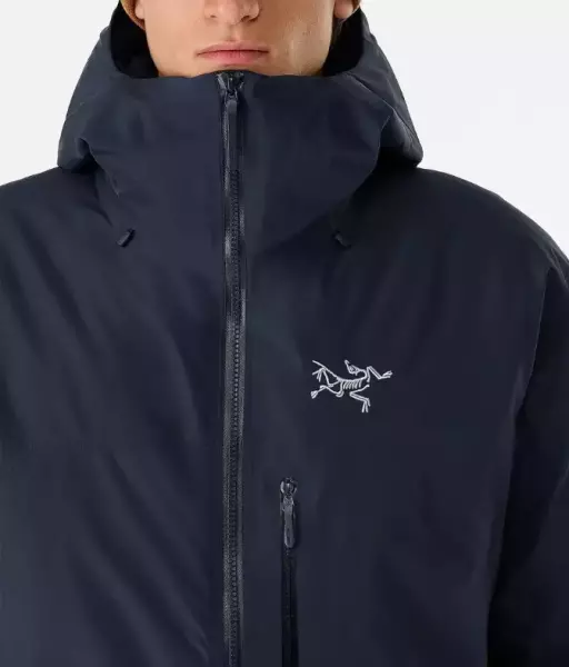 『アークテリクス ベータ インサレーテッド ジャケット』-ゴアテックスを用いたハイブリッドタイプの化繊ジャケット