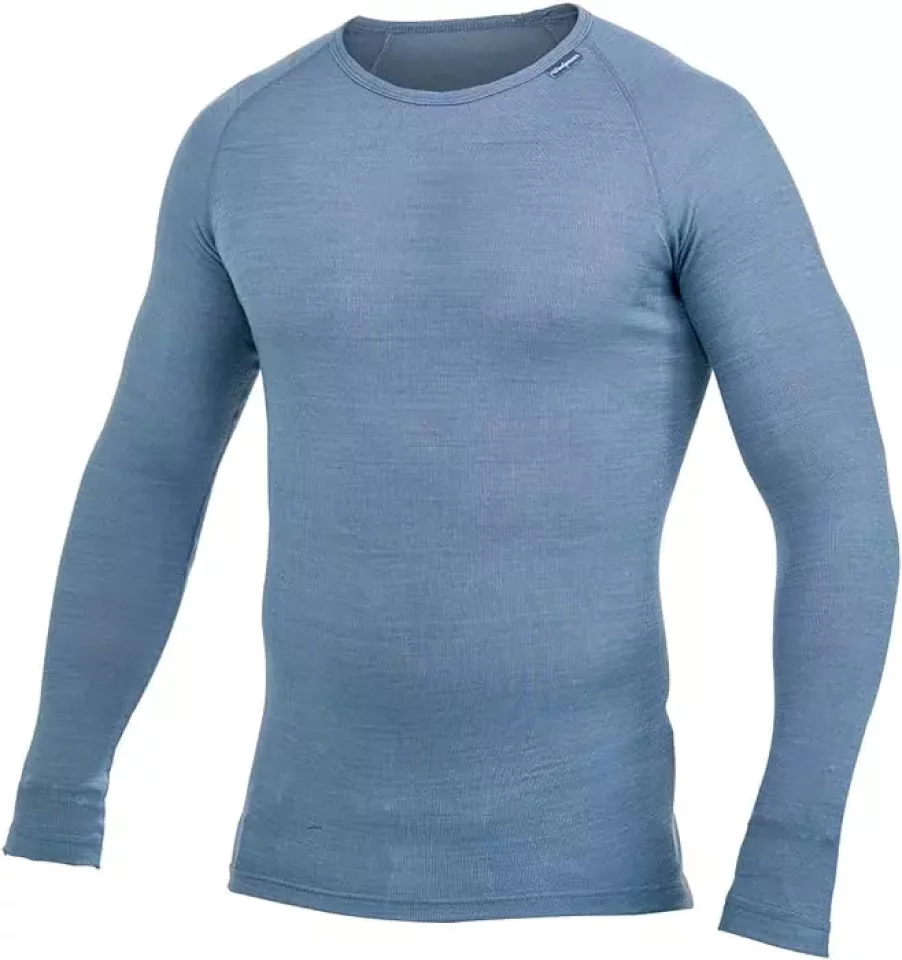 ウールパワーのメリノウール製ベースレイヤー