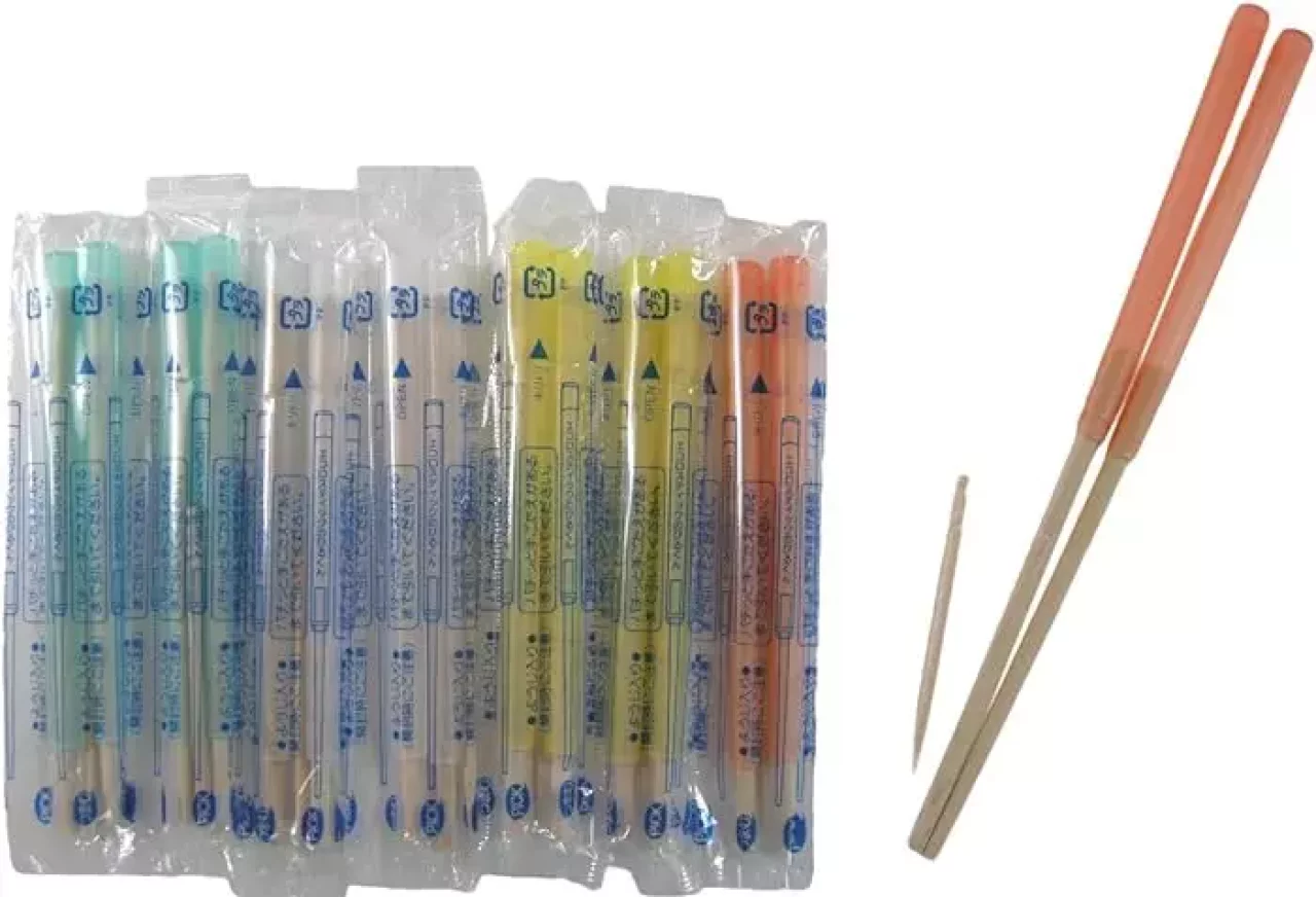 コンパクトで軽量な伸縮可能なお箸-のびるくん