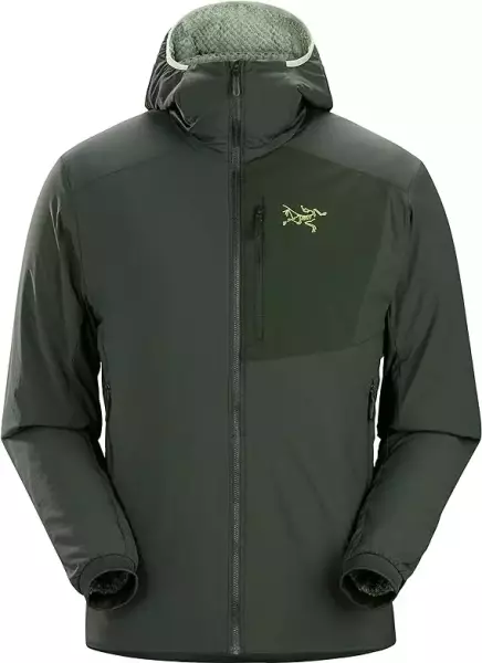 『アークテリクス プロトン FL フーディ』-オクタによる通気性で汗をかきづらい