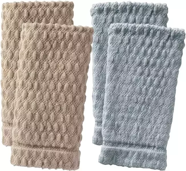 地面の空中写真。右上の角には道路が通っている。