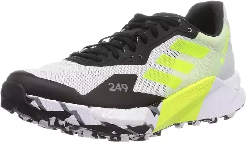 トレイルランニングシューズ アディダス