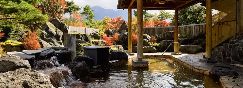 八幡平ハイツ 露天風呂
登山 温泉