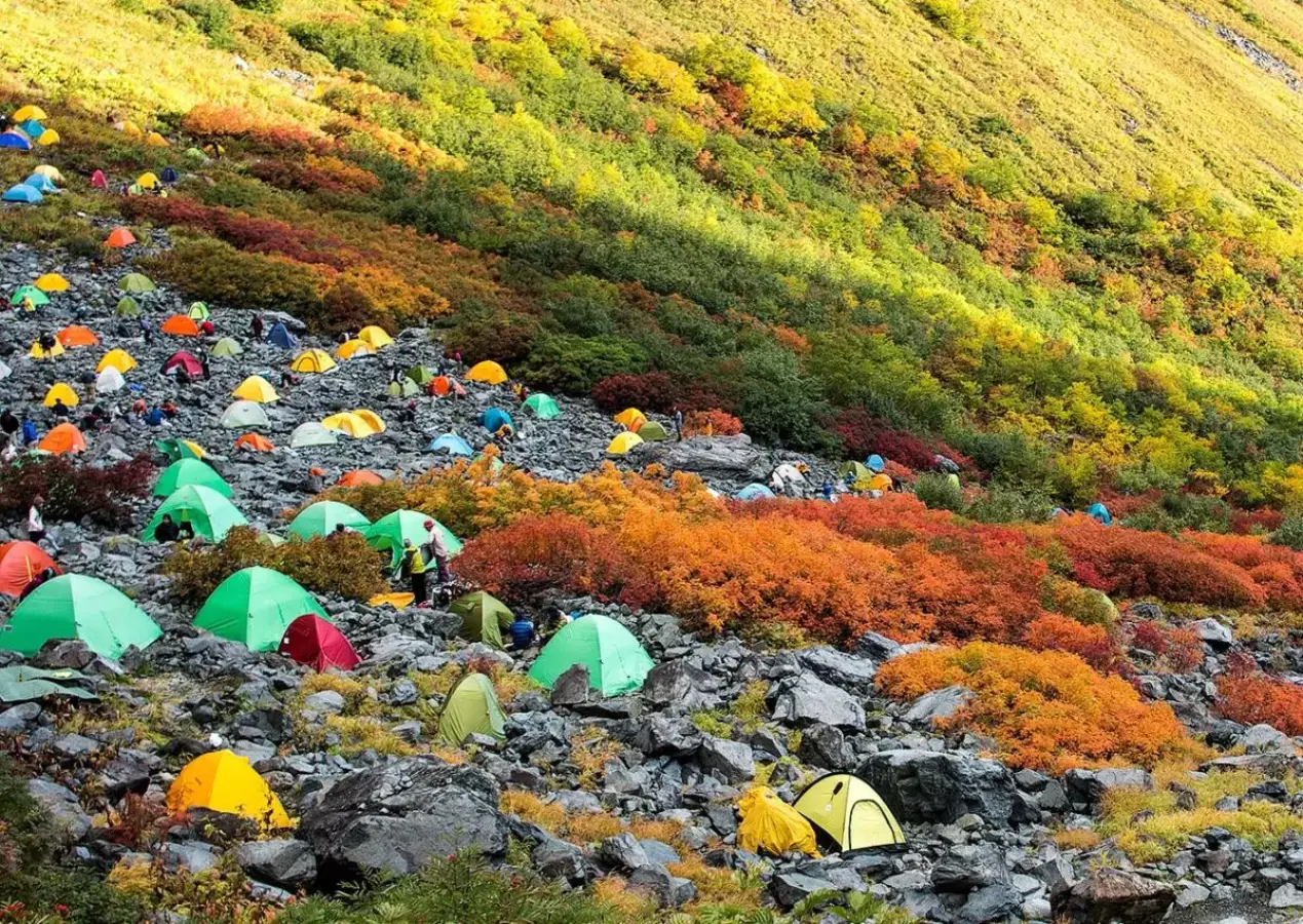 【初心者向け】テント泊登山-必須装備の選び方&あると便利な持ち物