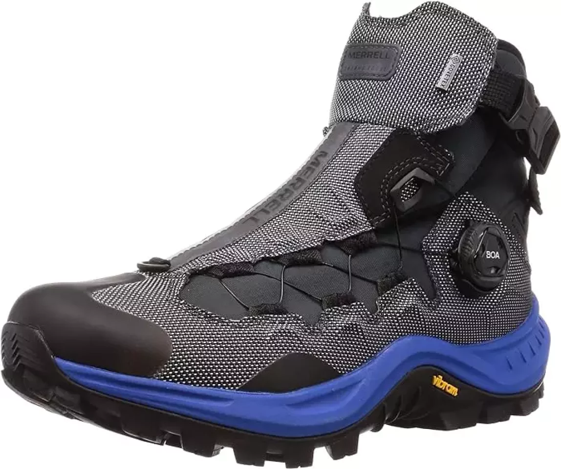 冬のハイキングにおすすめの軽量シューズはメレルのサーモローグ